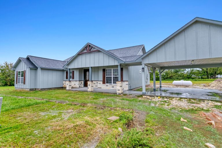 Superior Homes Custom Bubela model